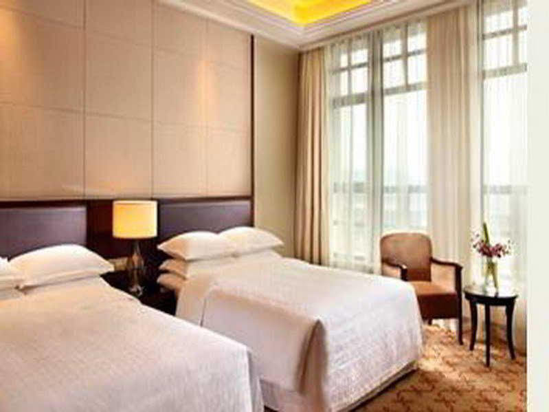 Sheraton Jiangyin Hotel Buitenkant foto